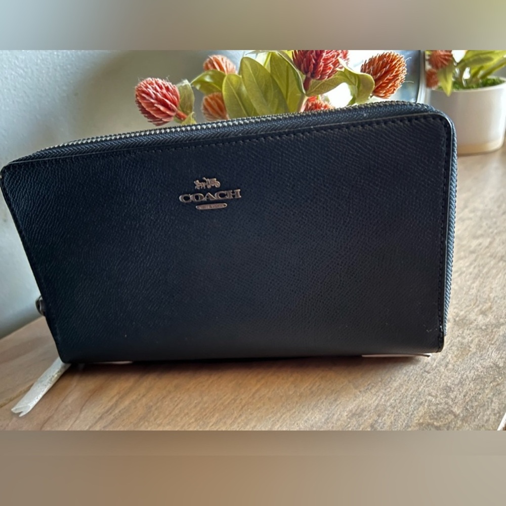 Coach Double Zip Midnight Navy Leather Wallet